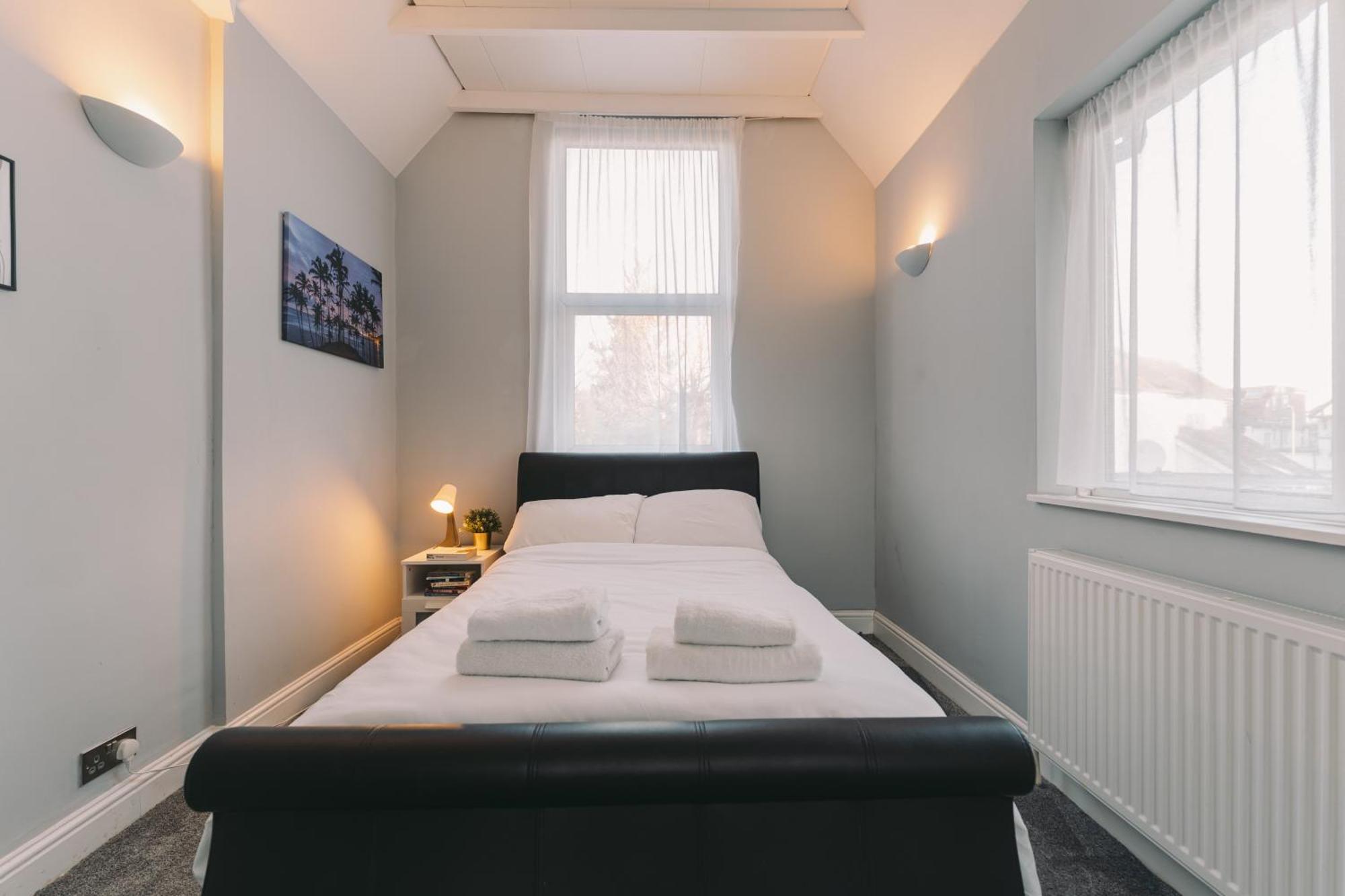 Modern Flat By The Underground. Apartment London Exterior photo