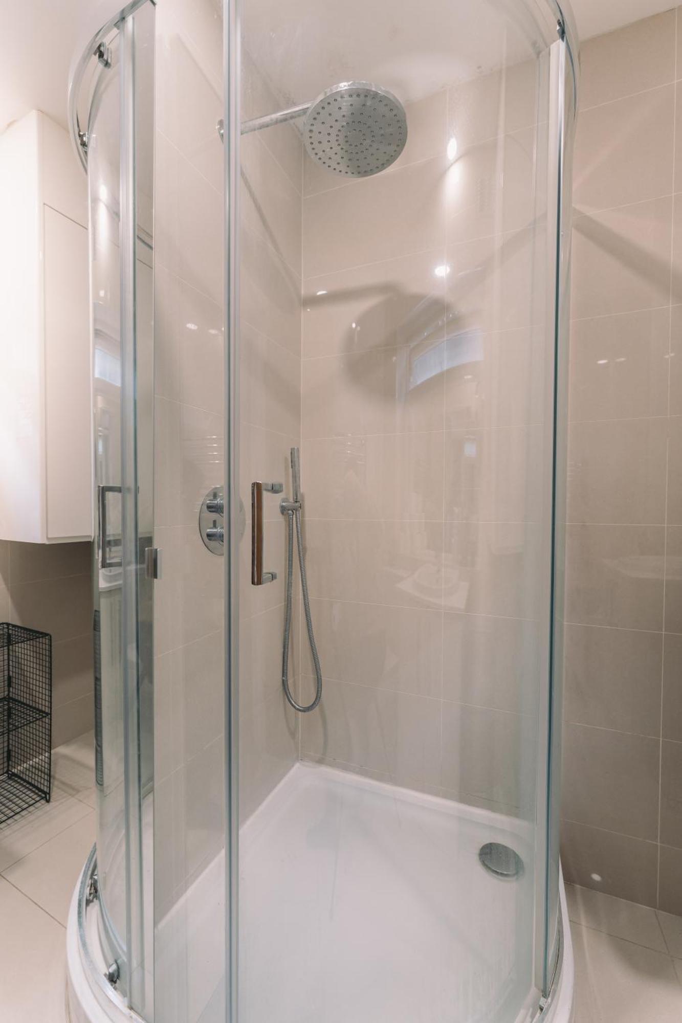 Modern Flat By The Underground. Apartment London Exterior photo
